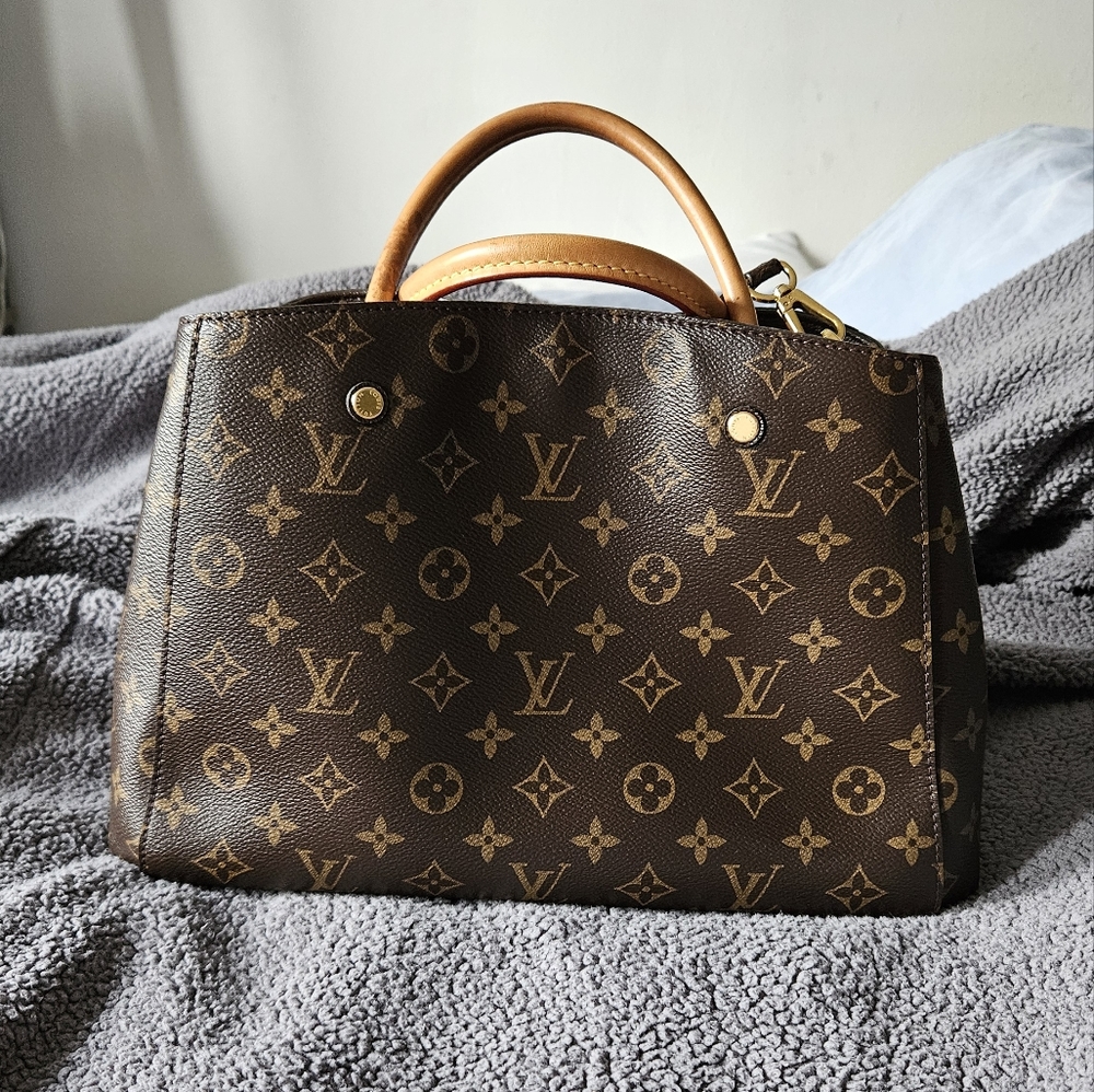 Authentic Louis Vuitton Montaigne MM